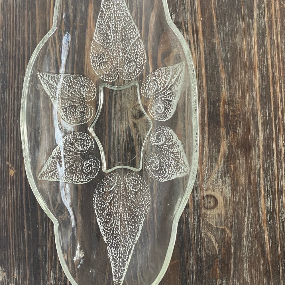 Clear Glass Leaf Design Candy Dish
